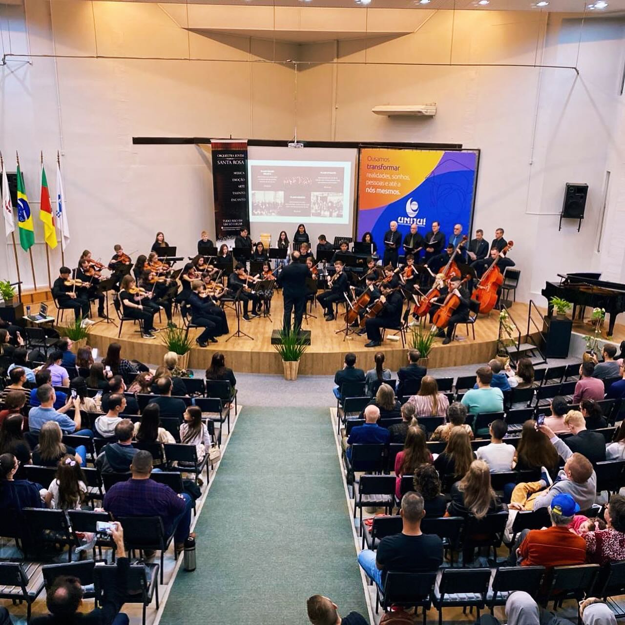 Foto Concerto amigos da orquestra