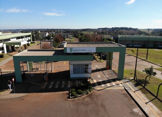 653b8ceff10212.41848567