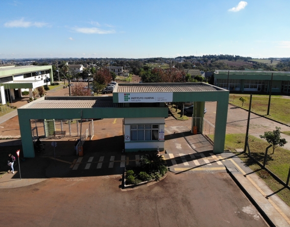 653b8ceff10212.41848567